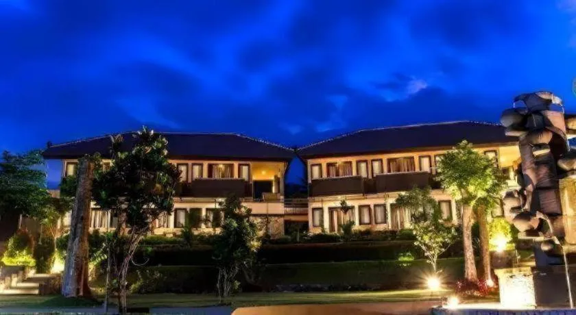 Sambi Resort, Spa & Resto