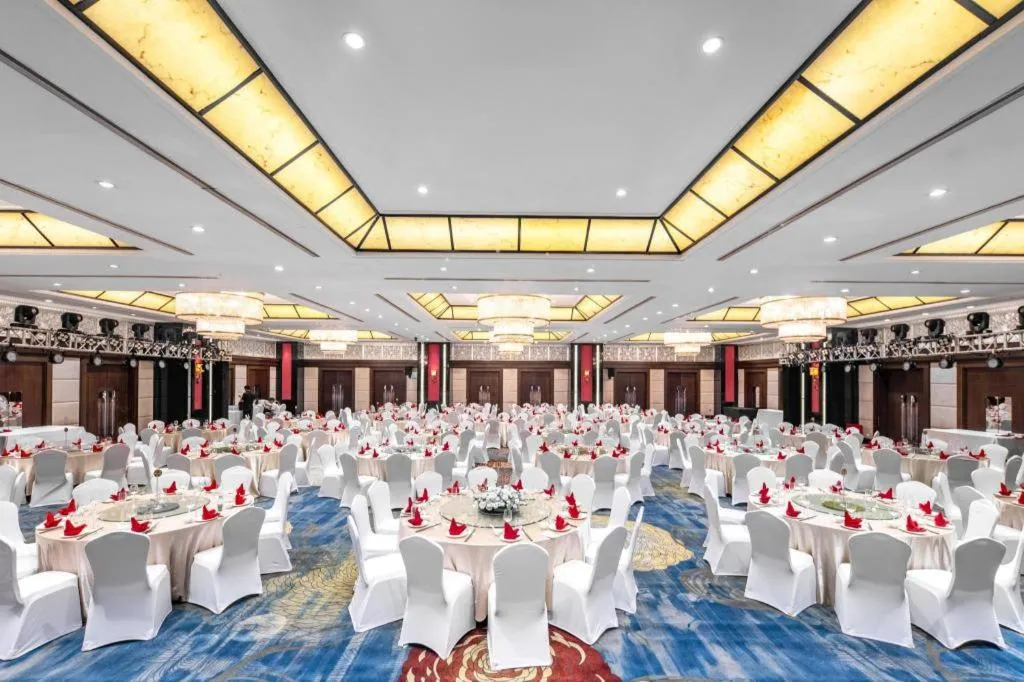 Grand Soluxe Zhongyou Hotel