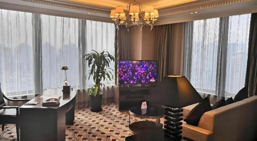 Grand Soluxe Zhongyou Hotel