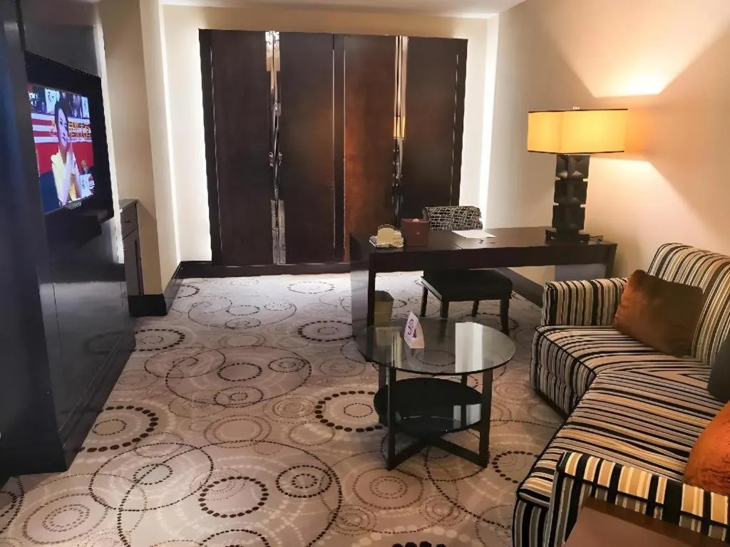 Grand Soluxe Zhongyou Hotel