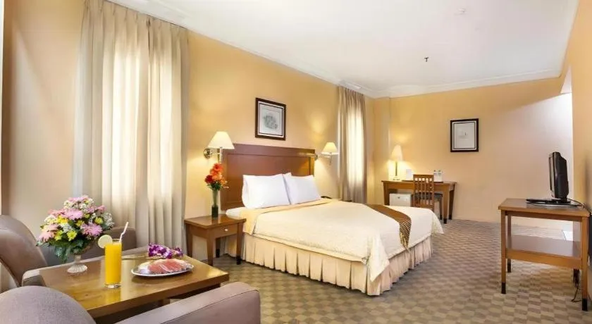 Bed in Nalendra Hotel