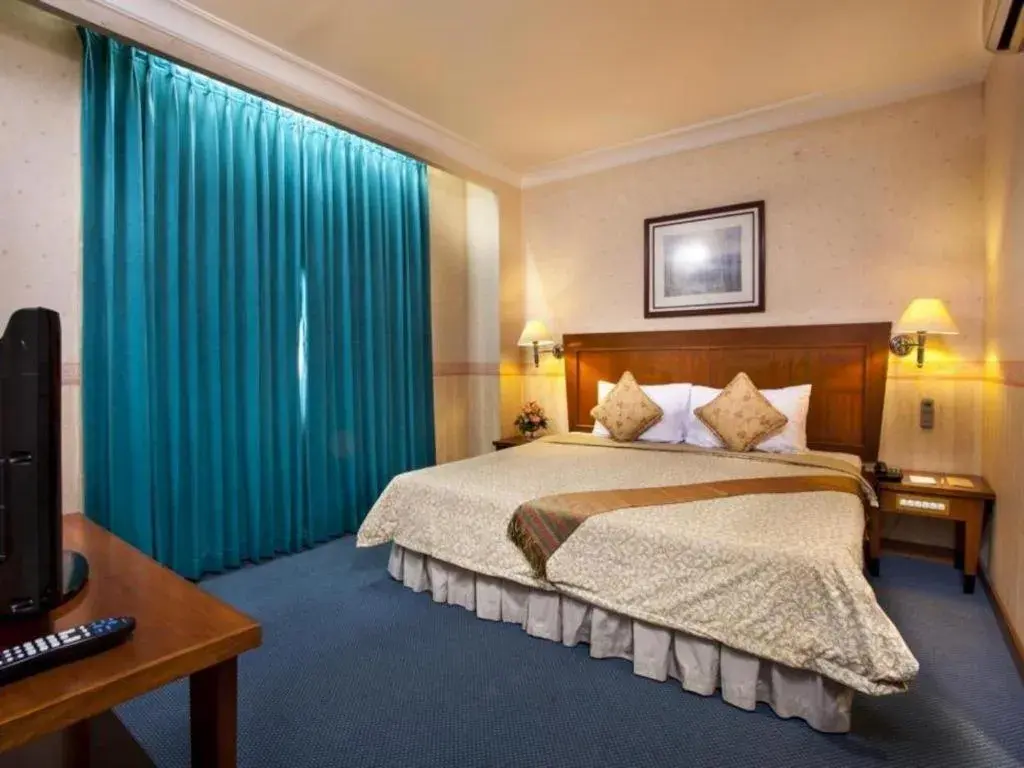 Bed in Nalendra Hotel Bed in Nalendra Hotel