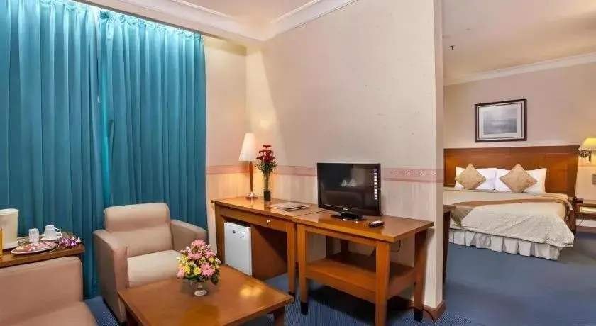 Bed in Nalendra Hotel Bed in Nalendra Hotel