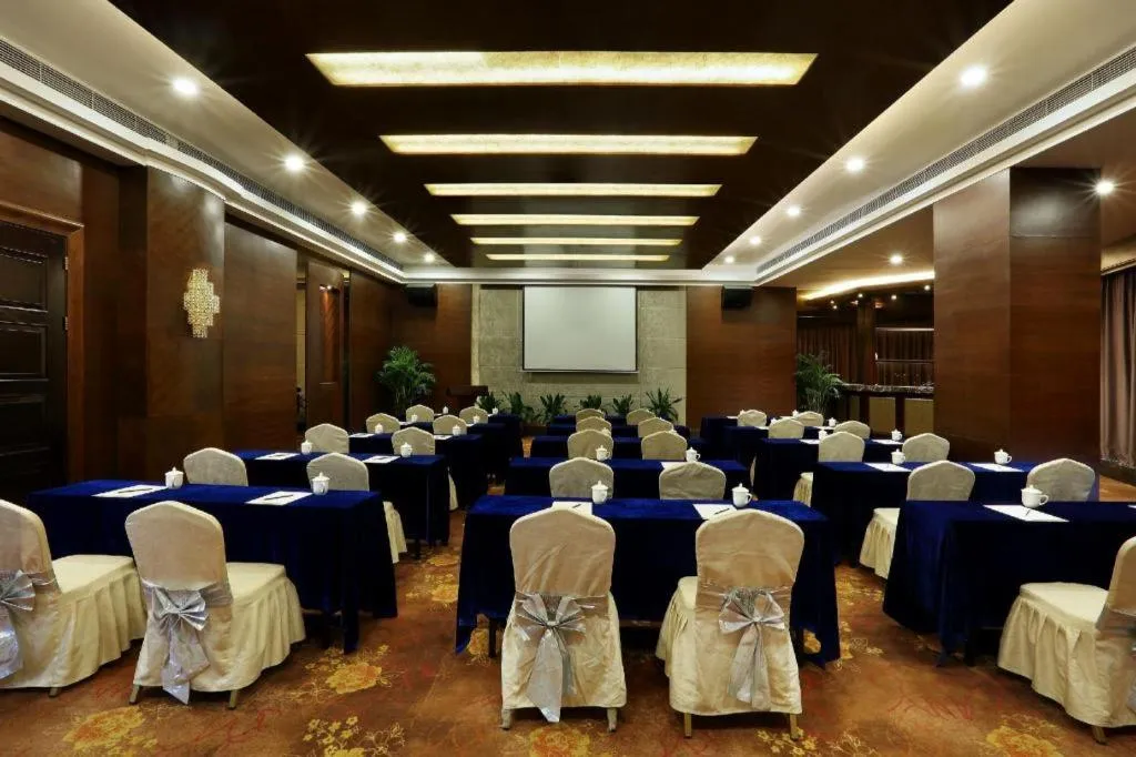 Hongfeng Hotel Nanshan Branch