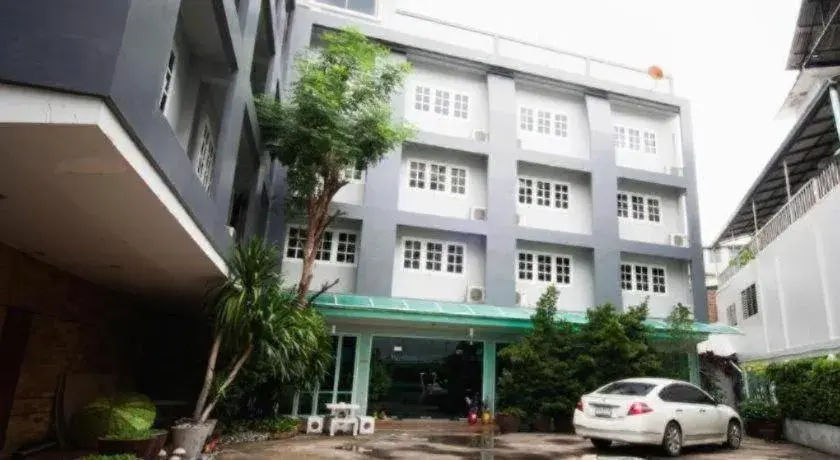 The Green View The Green View