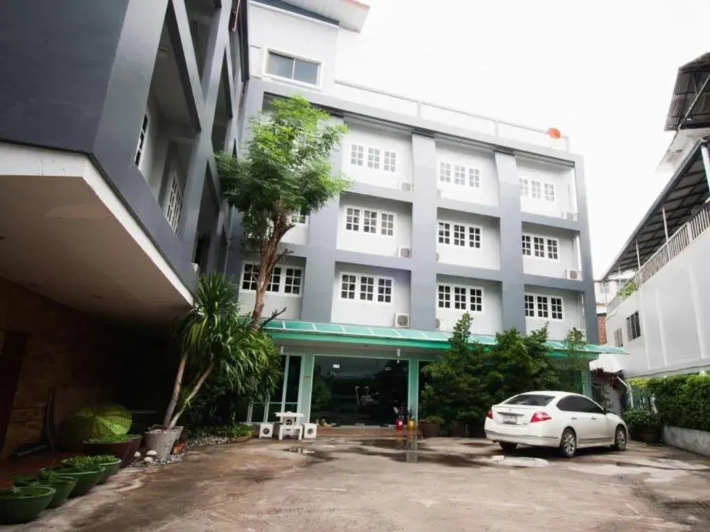 The Green View The Green View