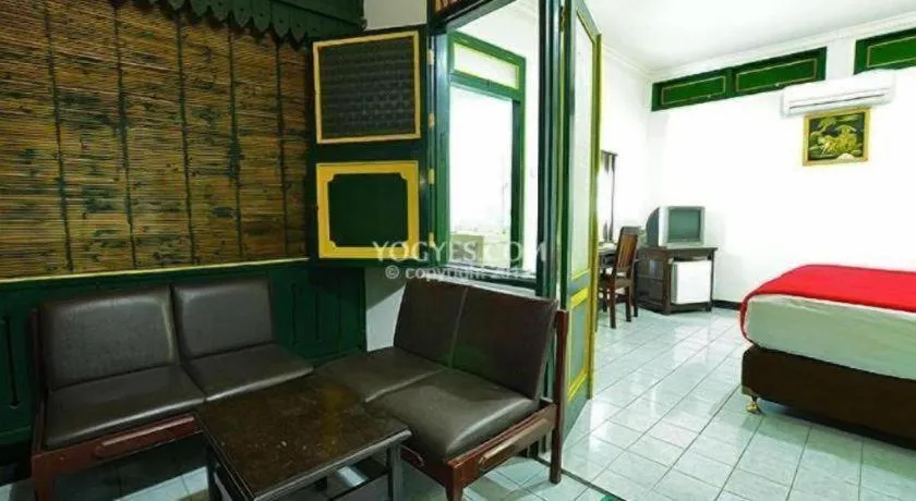 Bed in Hotel Batik Yogyakarta