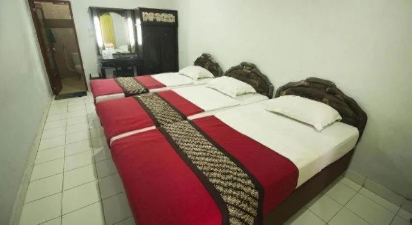 Bed in Hotel Batik Yogyakarta
