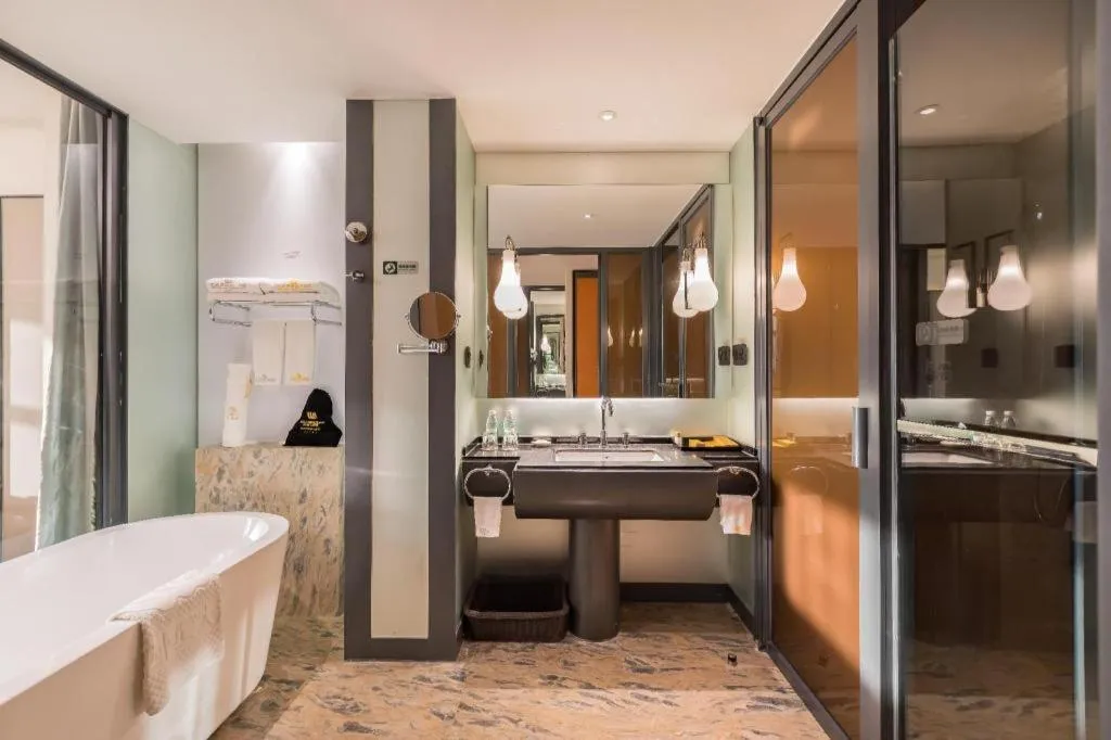 West International Trade Grand Hotel