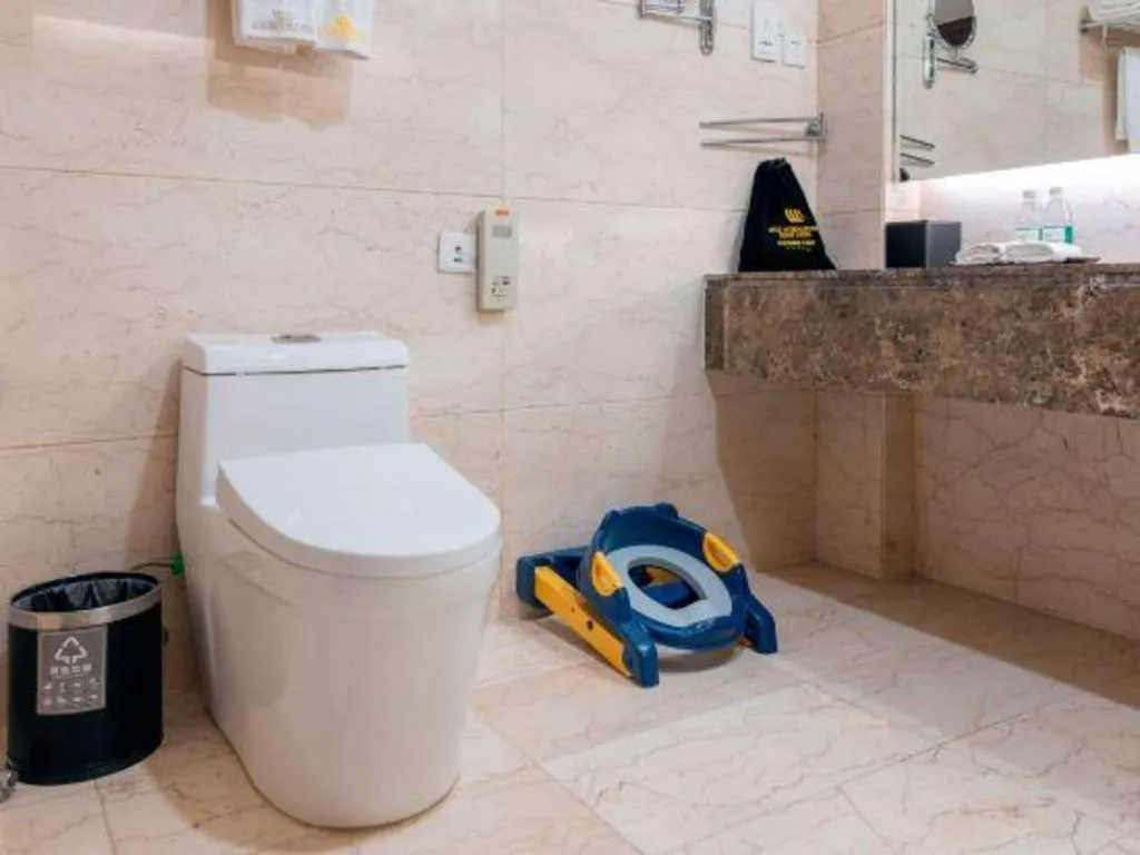 West International Trade Grand Hotel