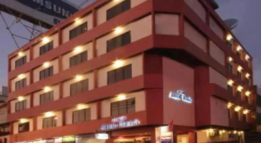 Losari Beach Hotel Makassar