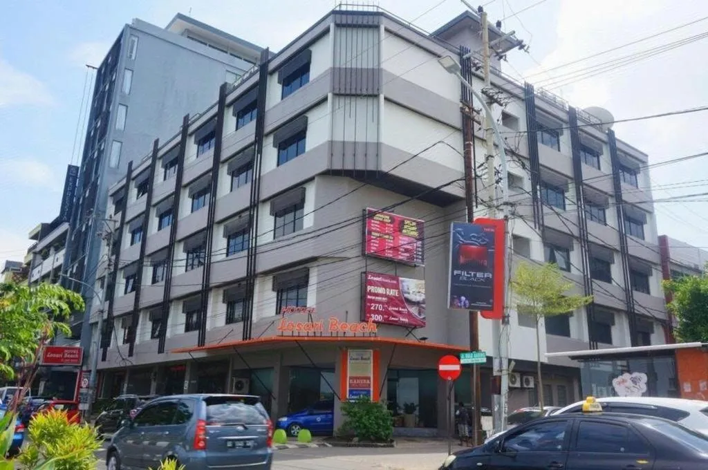 Losari Beach Hotel Makassar