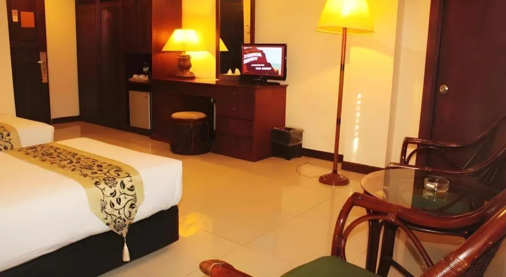 Losari Beach Hotel Makassar