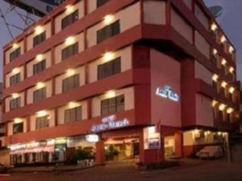 Losari Beach Hotel Makassar