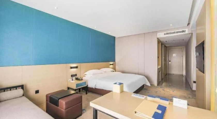 Bed in Beijing Ruyi Business Hotel