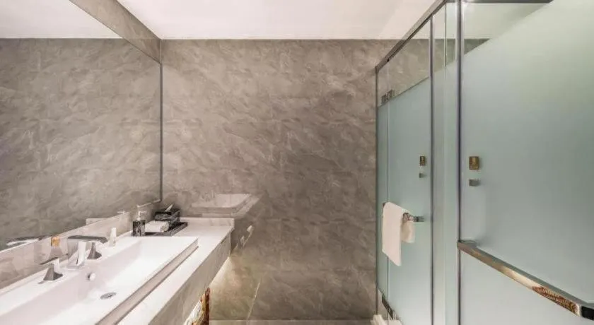 Beijing Ruyi Business Hotel