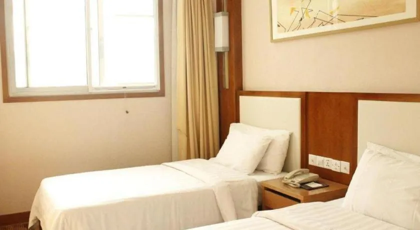 Bed in Qingdao Blue Horizon Hotel Huangdao