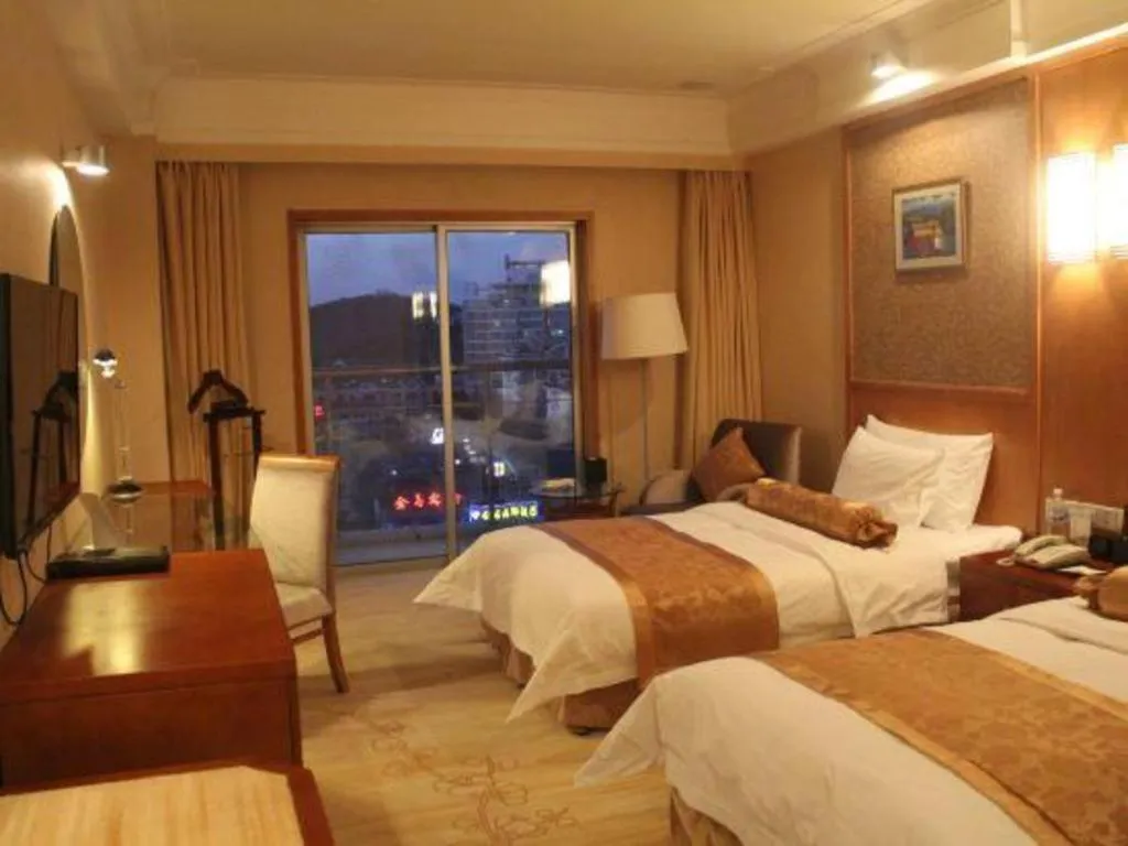 Bed in Qingdao Blue Horizon Hotel Huangdao