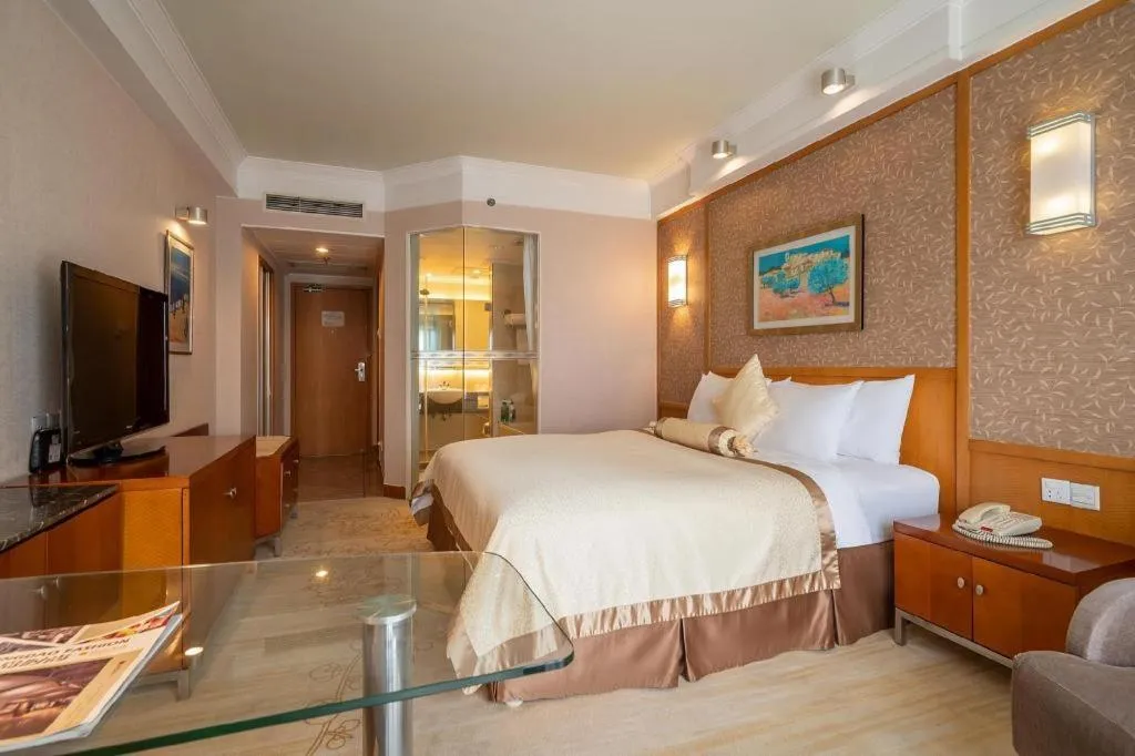 Bed in Qingdao Blue Horizon Hotel Huangdao