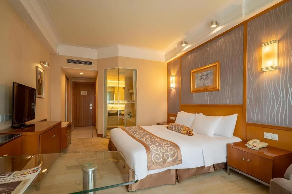 Bed in Qingdao Blue Horizon Hotel Huangdao