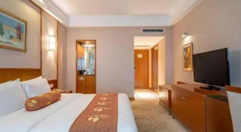 Bed in Qingdao Blue Horizon Hotel Huangdao