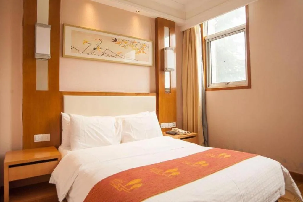 Bed in Qingdao Blue Horizon Hotel Huangdao