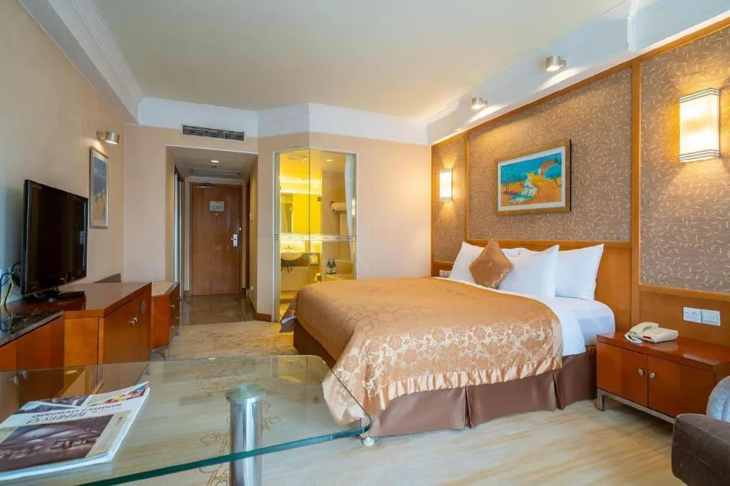 Bed in Qingdao Blue Horizon Hotel Huangdao