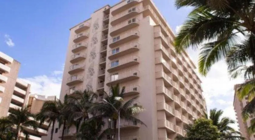 Wyndham Waikiki Beach Walk