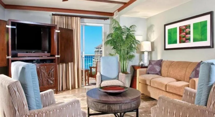 Wyndham Waikiki Beach Walk