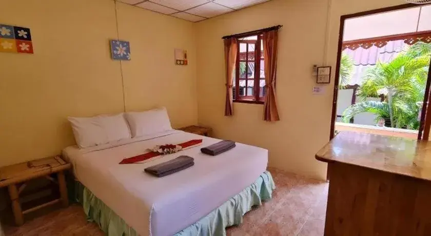 Bed in Phangan Cabana Resort Bed in Phangan Cabana Resort