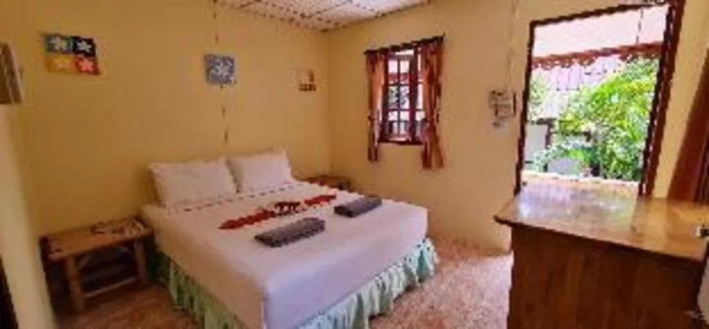 Bed in Phangan Cabana Resort