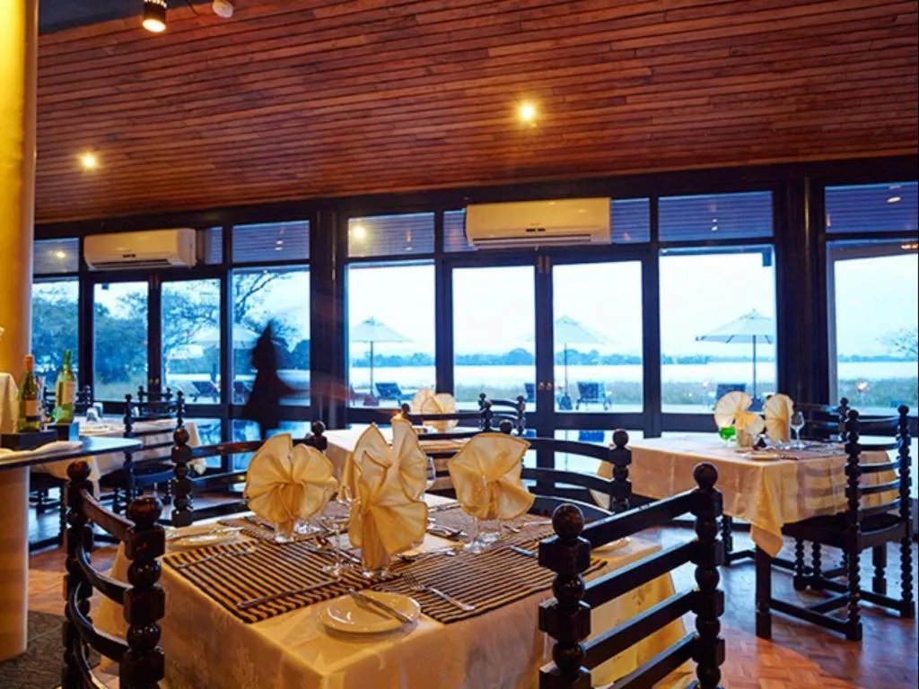 The Lake Hotel