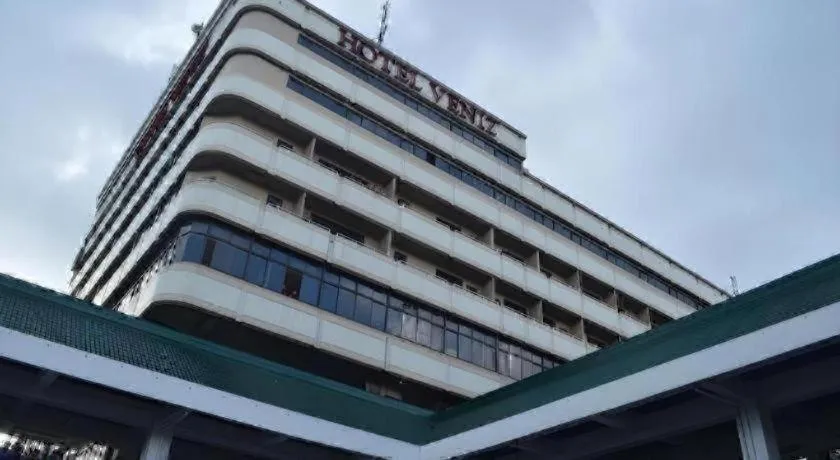 Hotel Veniz