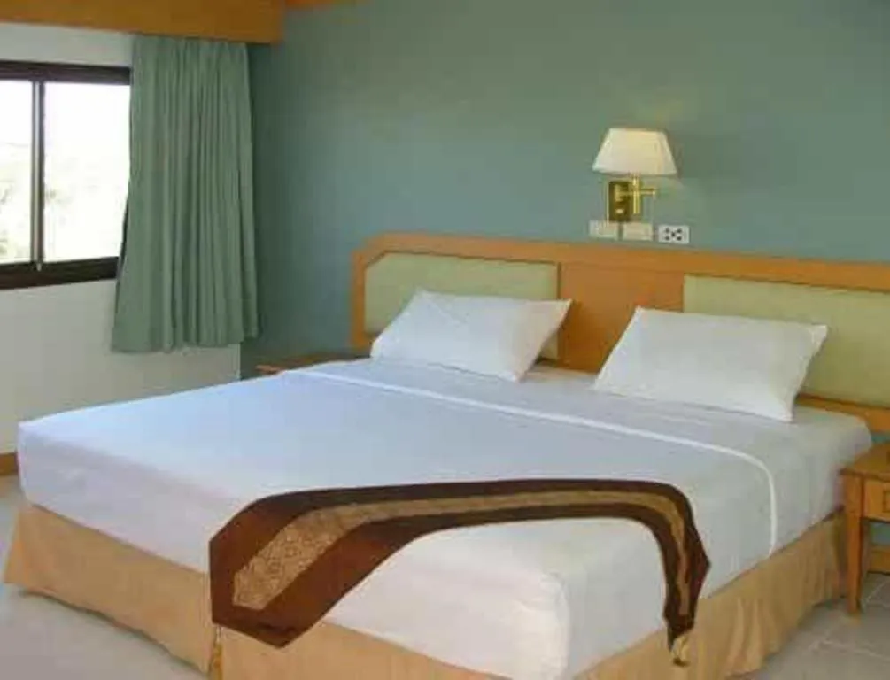 Bed in The Park Hotel Pattaya