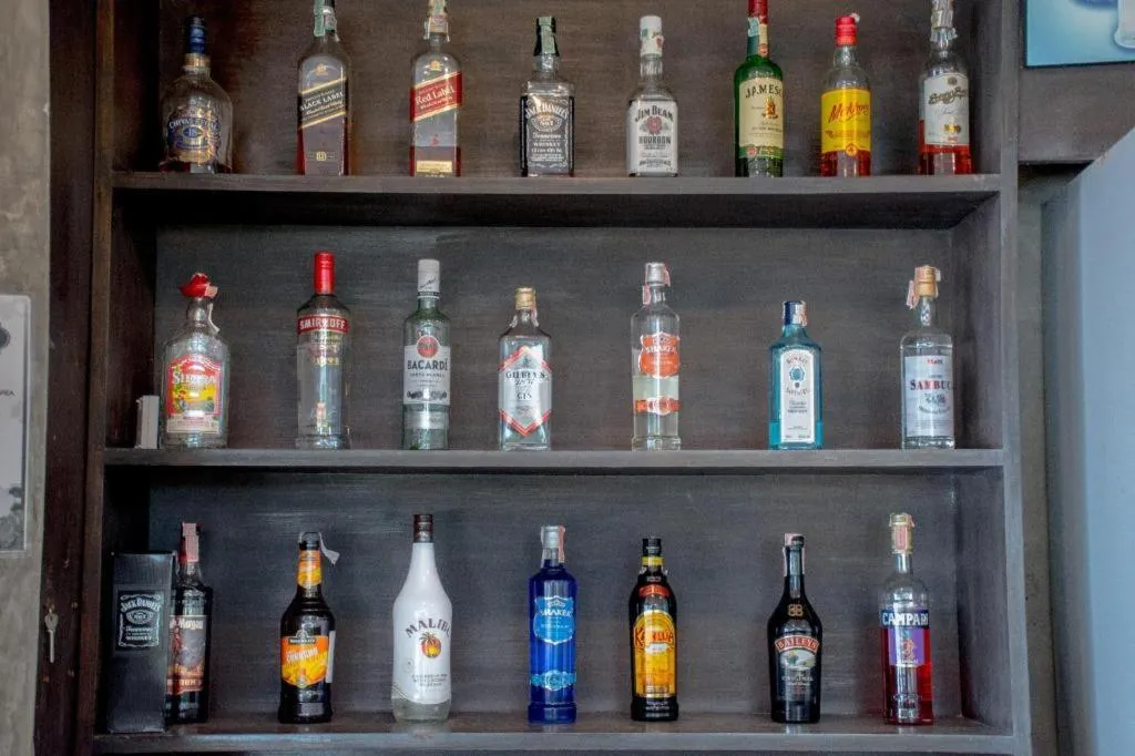 Sea Memories White Sand Beach Hotel