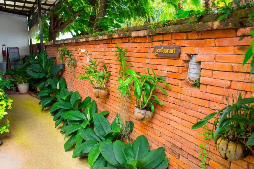 Sea Memories White Sand Beach Hotel