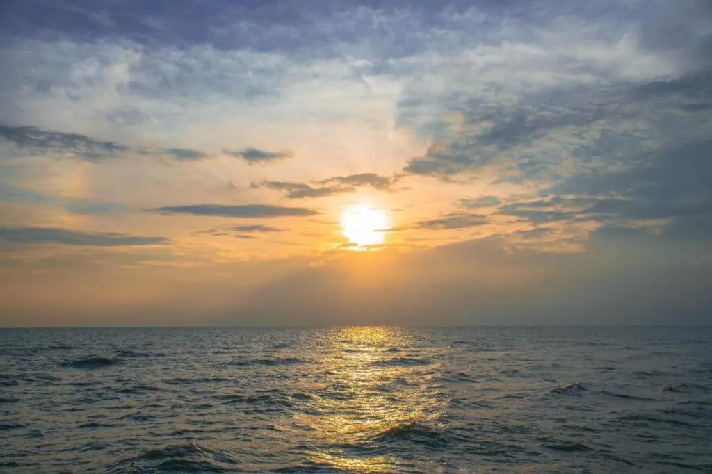 Sea Memories White Sand Beach Hotel