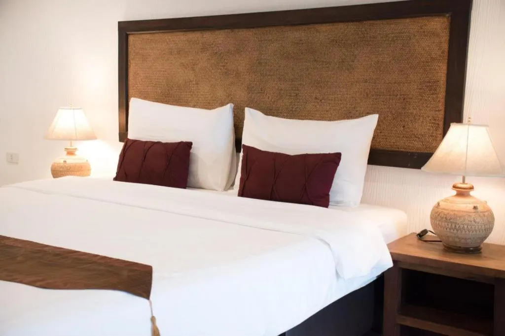 Bed in Sea Memories White Sand Beach Hotel