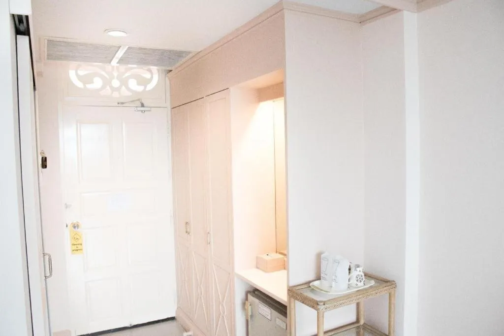 Sea Memories White Sand Beach Hotel