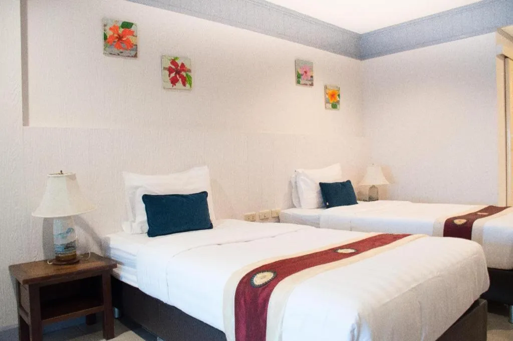 Bed in Sea Memories White Sand Beach Hotel