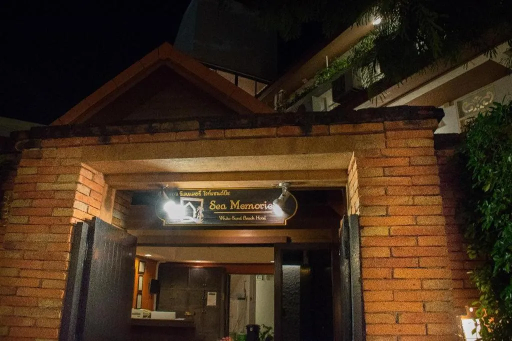 Sea Memories White Sand Beach Hotel