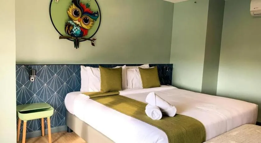 Bed in Tuscany Basic Urban Stay