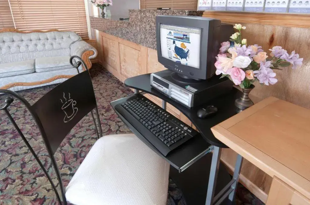 Americas Best Value Inn & Suites Macon at Sunset Dr Americas Best Value Inn & Suites Macon at Sunset Dr