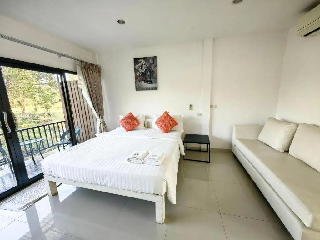 Bed in De Bua Valley