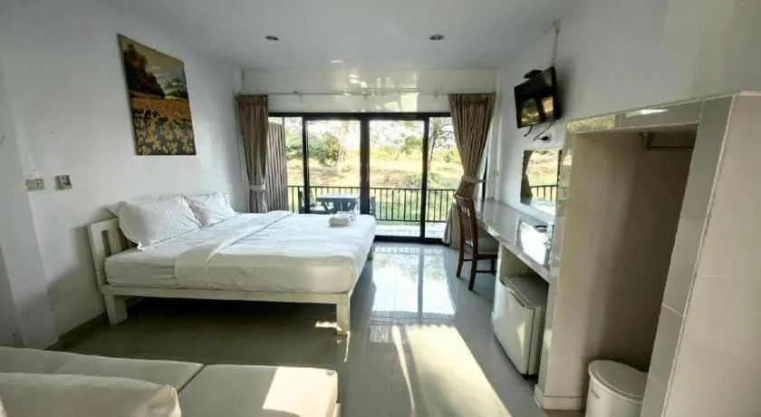 Bed in De Bua Valley