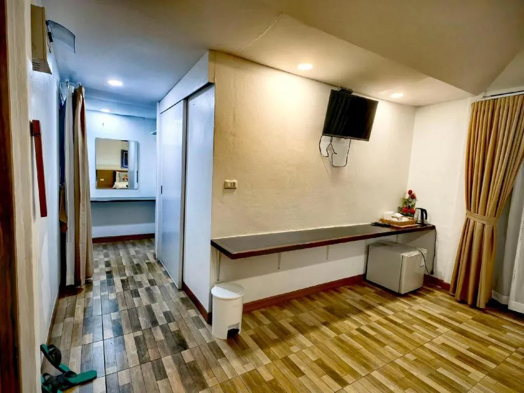 Bed in De Bua Valley