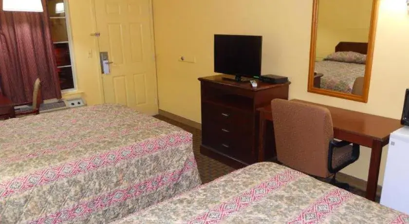 Bed in America's Best Inn - Beaufort Bed in America's Best Inn - Beaufort