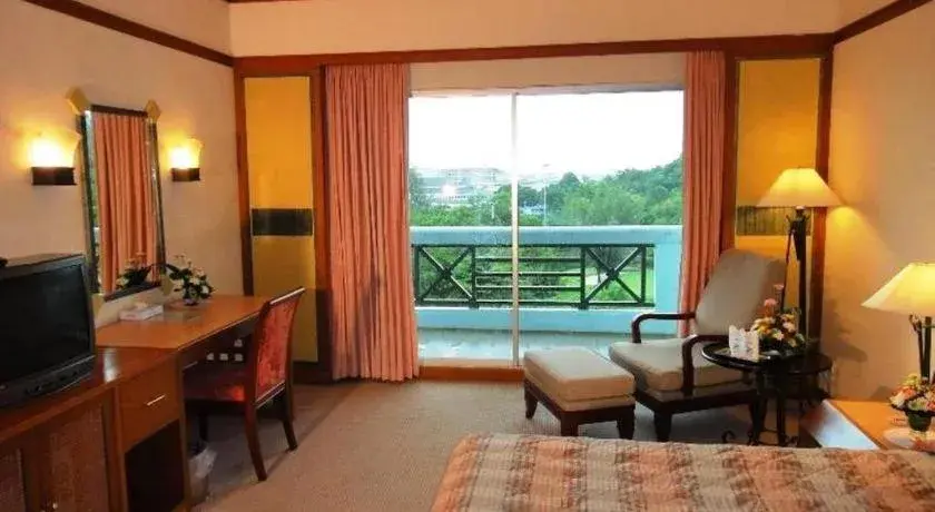 Bed in BP Samila Beach Hotel & Resort Bed in BP Samila Beach Hotel & Resort