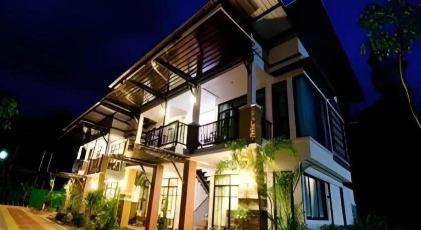 Nattha Waree Hot Spring Resort and Spa