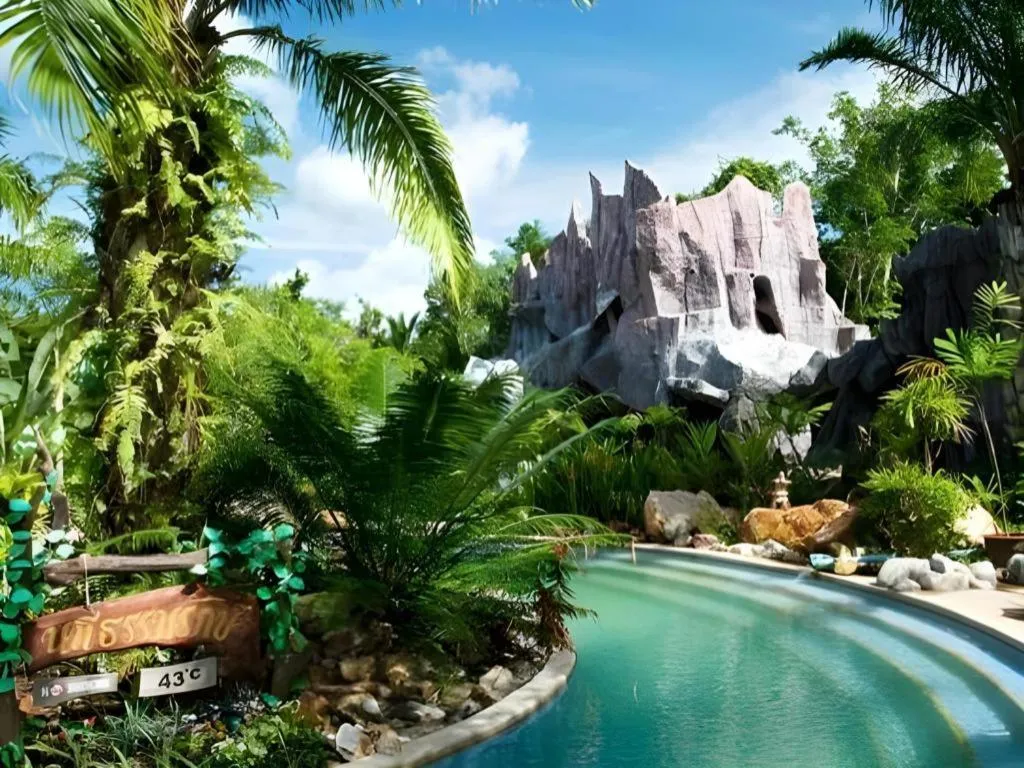 Nattha Waree Hot Spring Resort and Spa